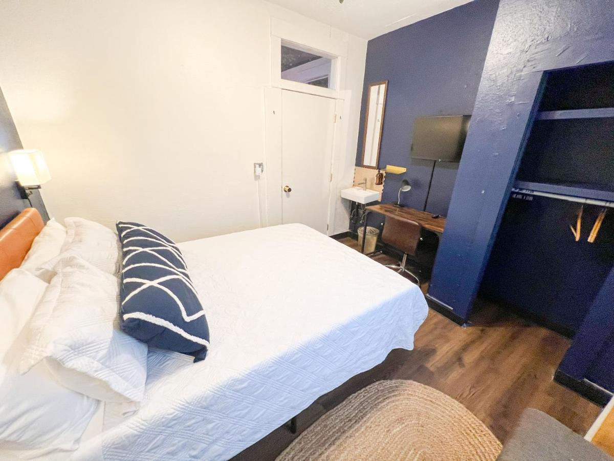 Albergue Ith Mission Backpacker